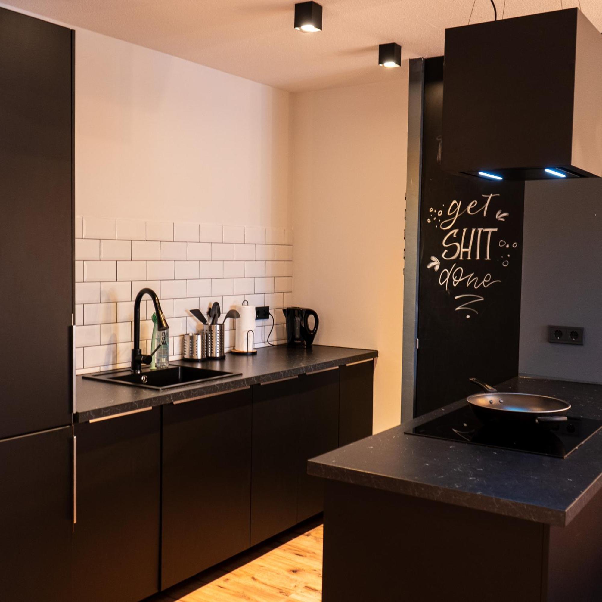 M Apartment Charme - Gemuetlich Geraeumig Heimisch 랜다우인더펠즈 외부 사진